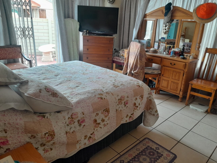 3 Bedroom Property for Sale in Geelhoutpark North West